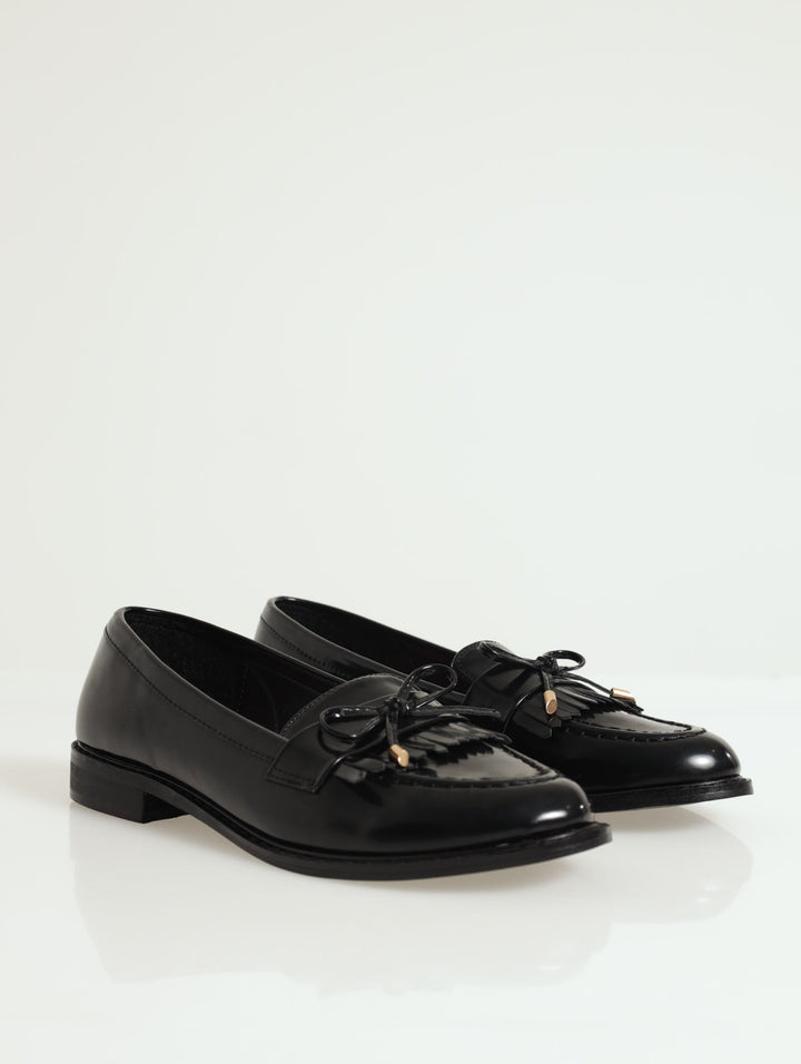 Loafer With Fringe & Bow Detail - Black – Edgars Namibia
